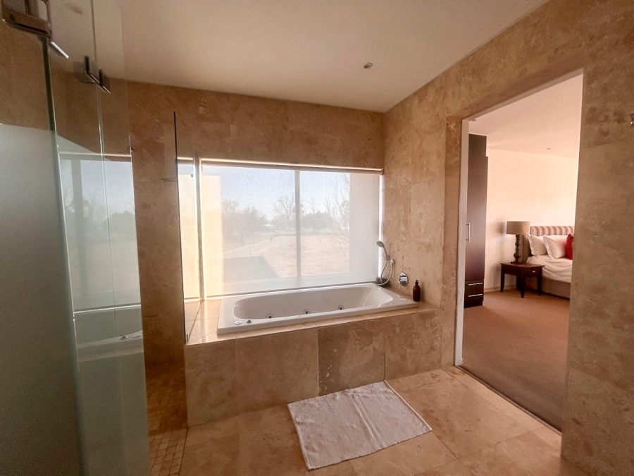 5 Bedroom Property for Sale in Waterford Golf and River Estate Free State